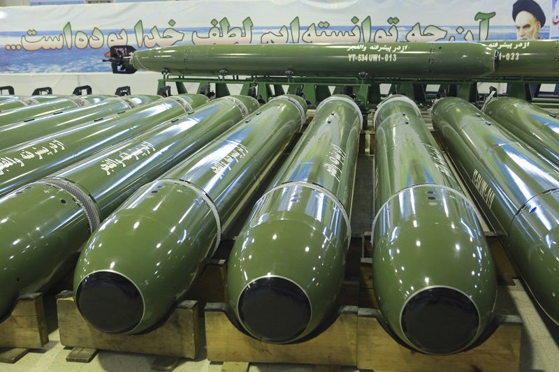 Το Ιράν εκτόξευσε τορπίλη στο Στενό του Ορμούζ μία ανάσα από τον αμερικάνικο στόλο